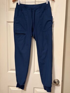 Women’s Ankle Jogger Scrub Pants in Deep Blue